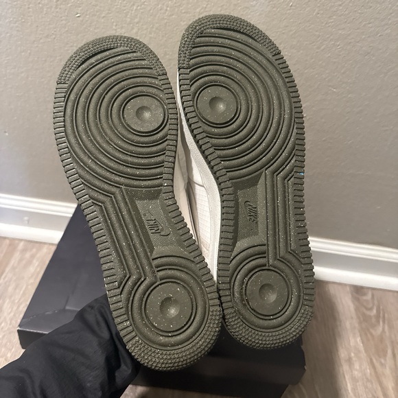 Nike Men's Sneakers - Picture 7 of 7